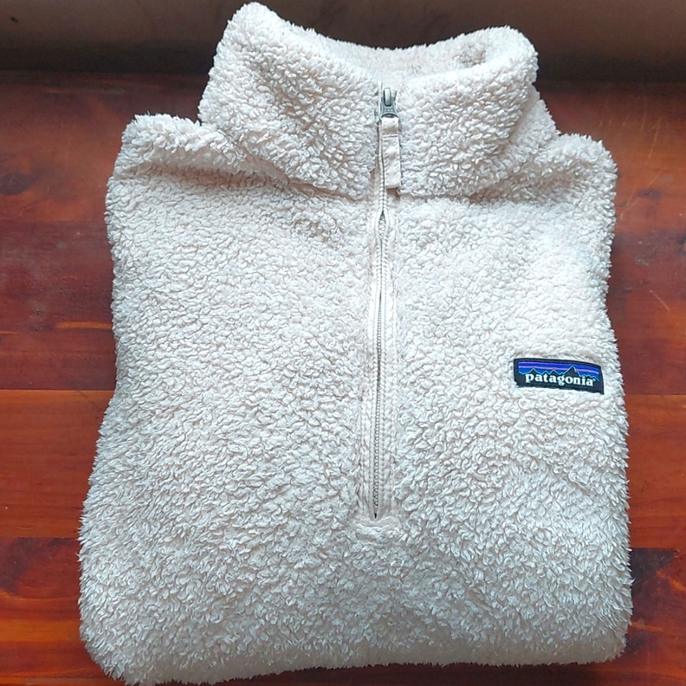 Patagonia Teddy Quarter Zip - Picture 1 of 8